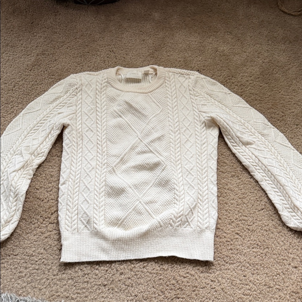Women’s Cream Cable Knit Sweater